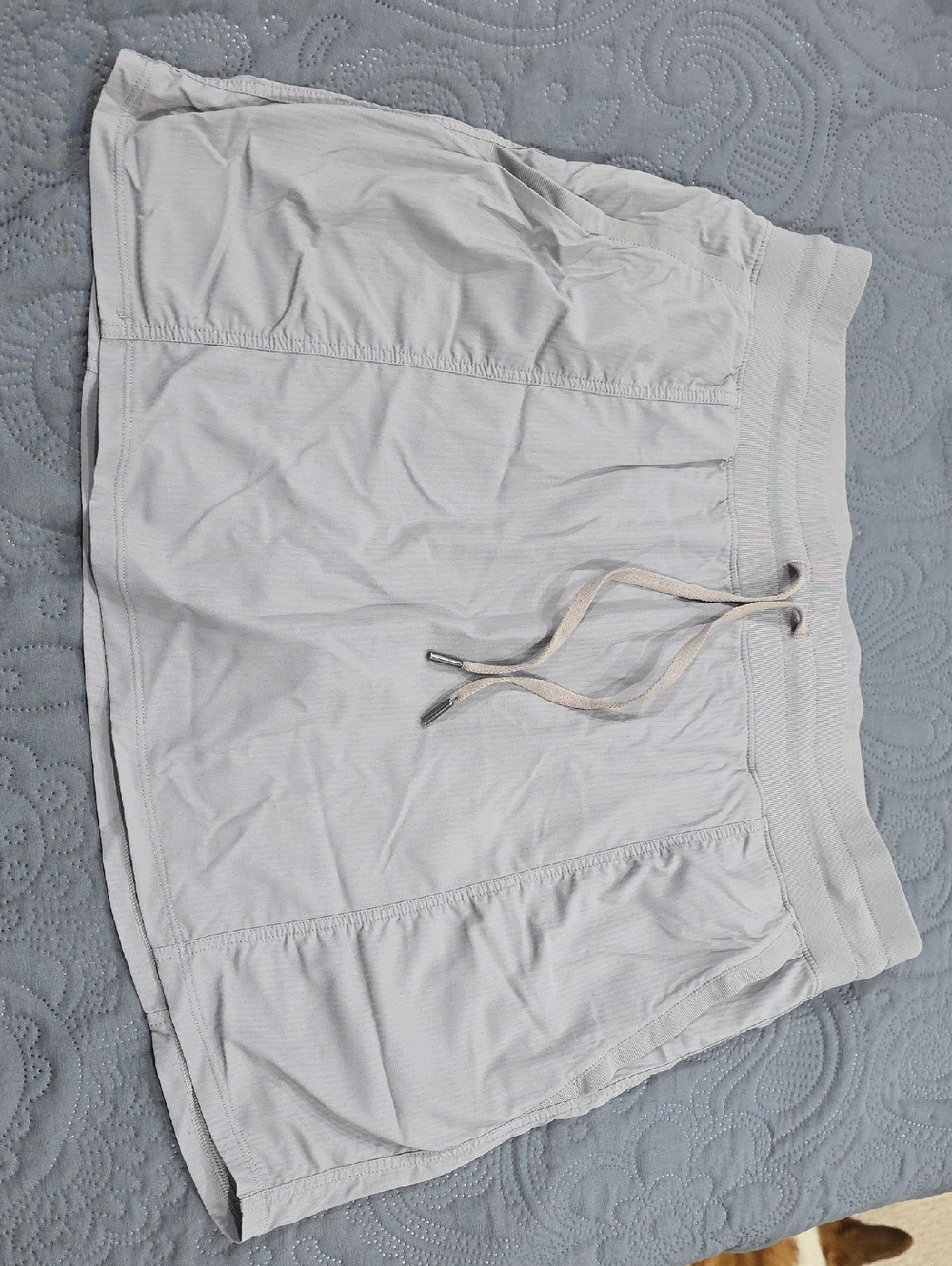 CRZ YOGA Light Gray Women's Skort with Drawstring Waist
